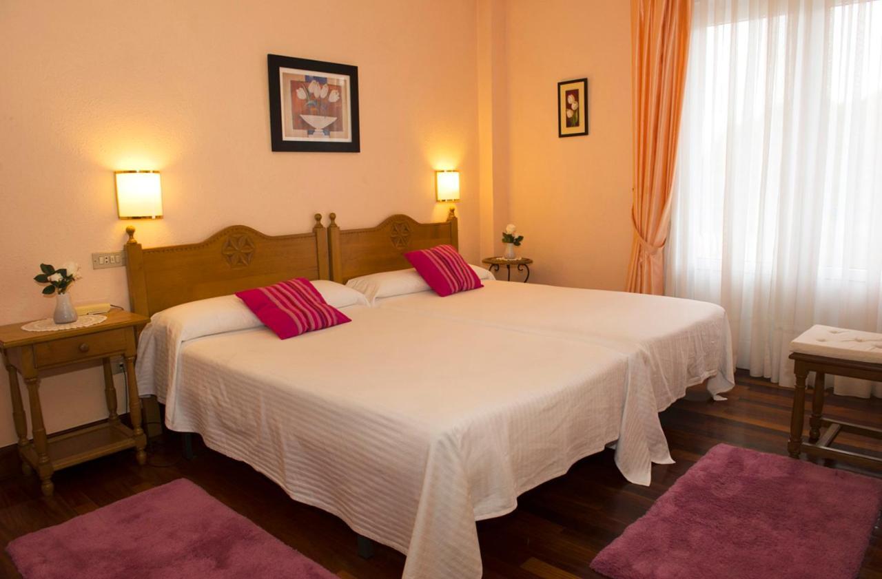 Hotel Txaraka Bermeo Cameră foto
